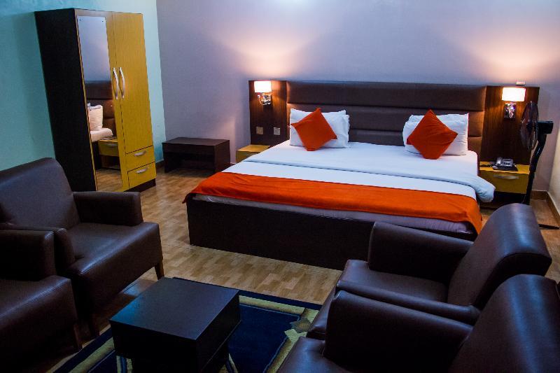 Downtown Royal Hotel Ikeja Exterior photo