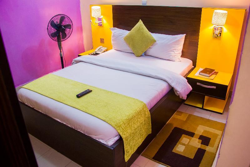 Downtown Royal Hotel Ikeja Exterior photo