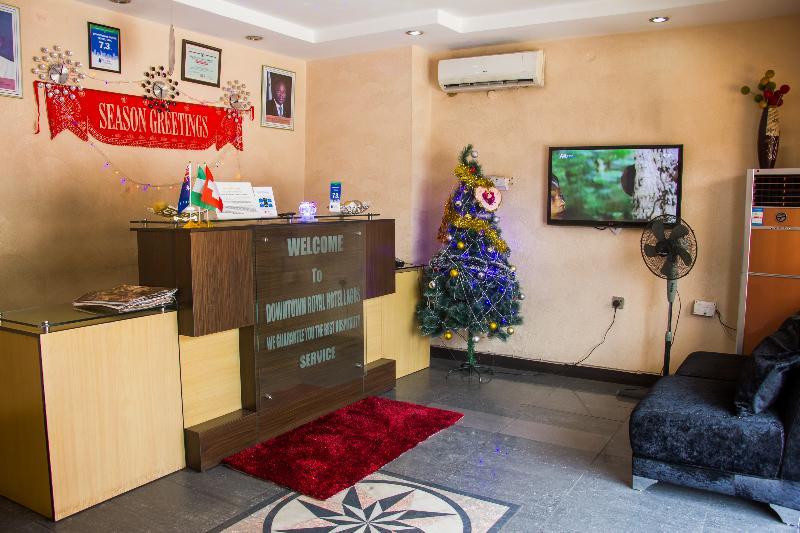 Downtown Royal Hotel Ikeja Exterior photo